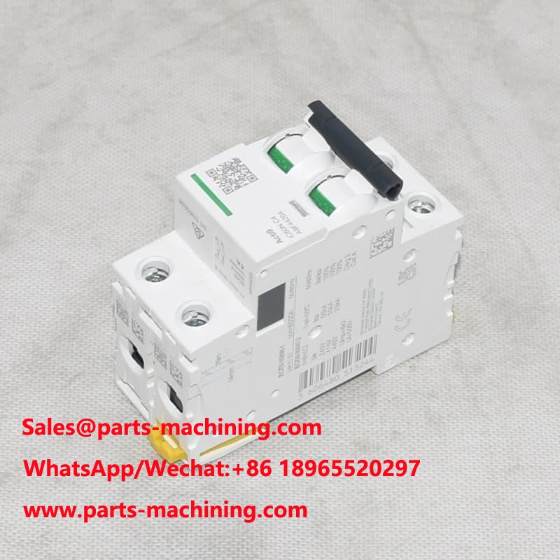 Миниатюрный автоматический выключатель A9F44204 IC60N C 4A 25KA