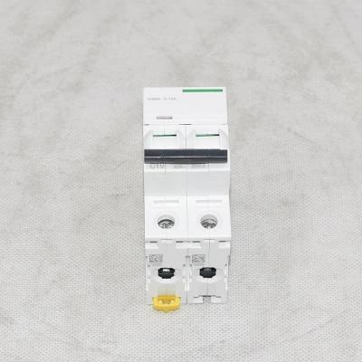 Вакуумный автоматический выключатель IC65N 2P C10A A9F18210
