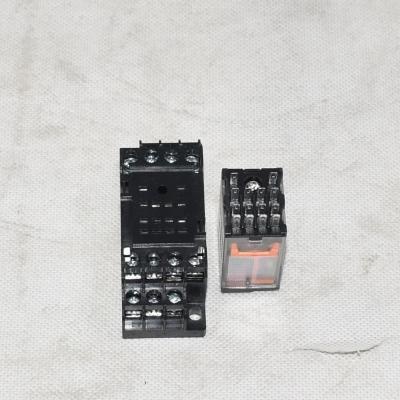 Миниатюрное реле RXM4AB2P7 230 В переменного тока 6 А, розетка RXZE1M4C 7 А